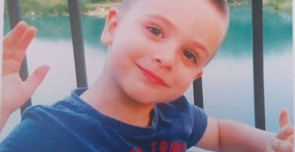 Pomozimo malom Aleksi da ima srećno djetinjstvo