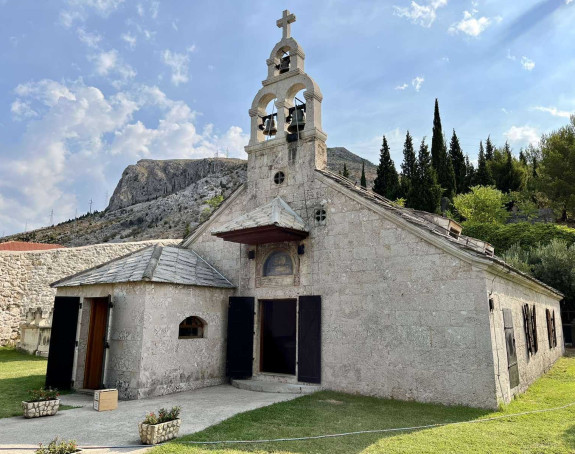 Novi vandalski napad na Staru crkvu u Mostaru
