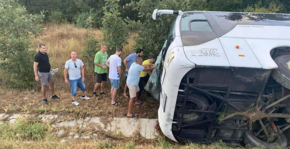 Vozaču autobusa koji se prevrnuo određen pritvor