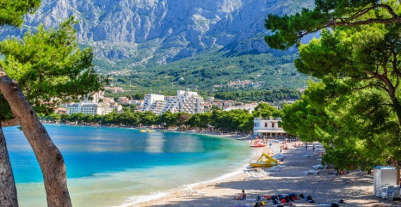 Uskoro novi zakon: Ko hoće na plažu, moraće da plati