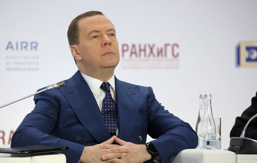 Medvedev: Mi ne možemo prihvatiti NATO u Ukrajini