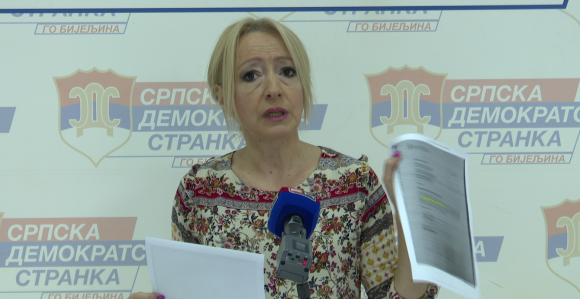 Vlada nezakonito prodala Aluminu, idemo na protest