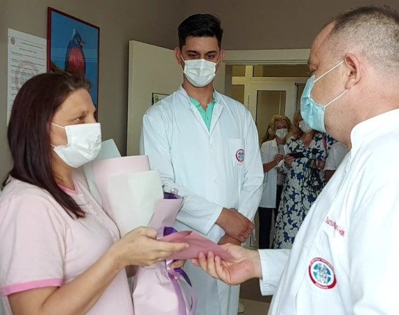 Human gest: Direktor bolnice obradovao Simiće