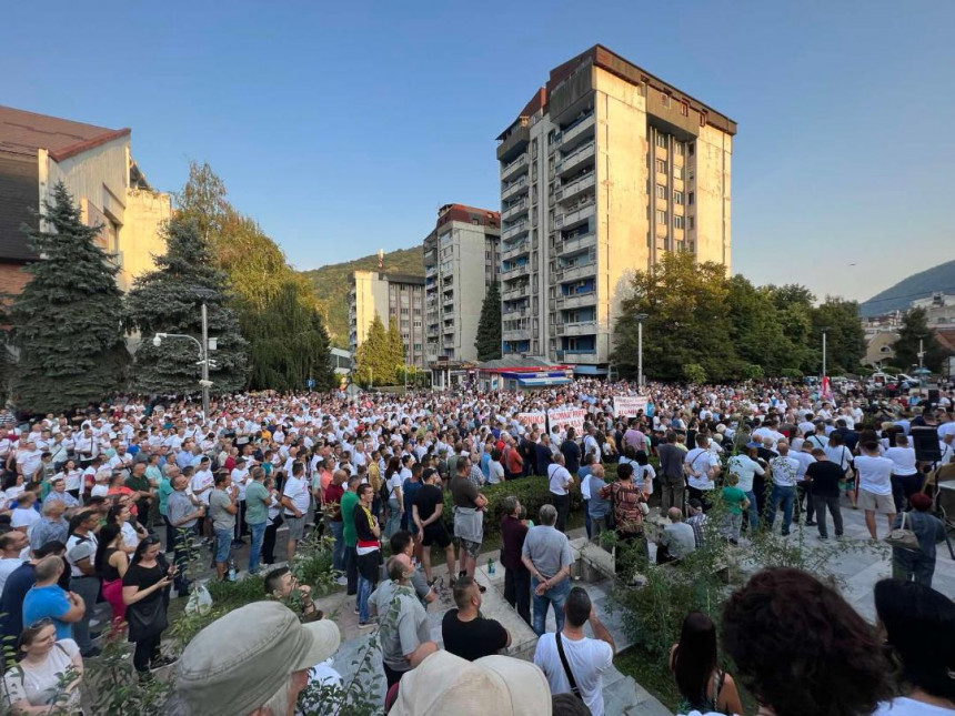 Danas veliki narodni protest "Odbrana Ljubije" u Prijedoru
