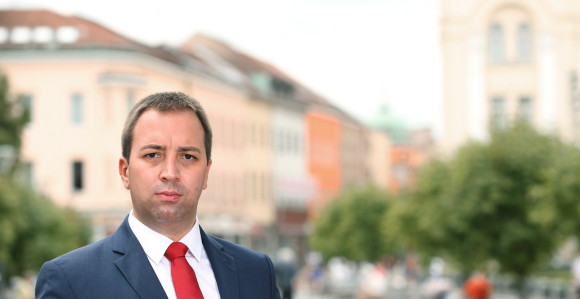 SPS pita: Zašto se Republika Srpska ne ugleda na Srbiju?!