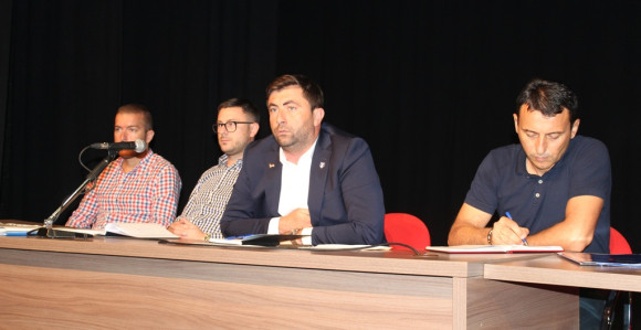 SNSD poručio svojim članovima da ne dođu na sastanak