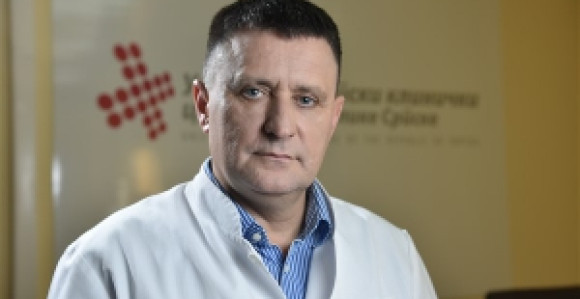 Ужас у УКЦ: Корона није скакавац да прескочи параван