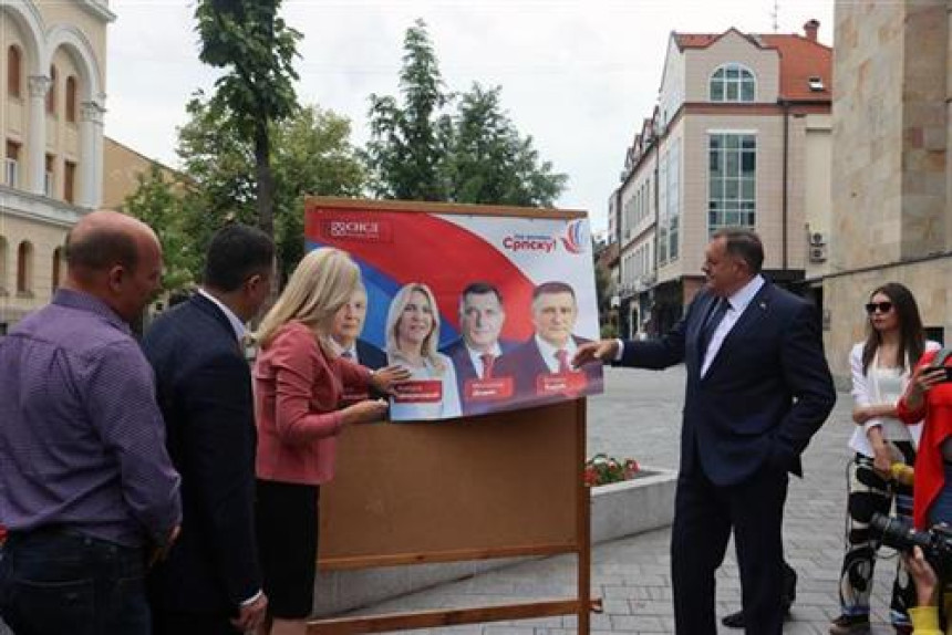 "Ne foliramo i ne blefiramo, već smo ono što jesmo"