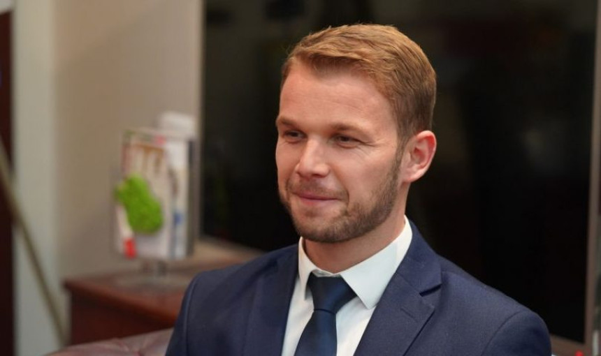 Besplatne karte za prevoz učenicima i studentima
