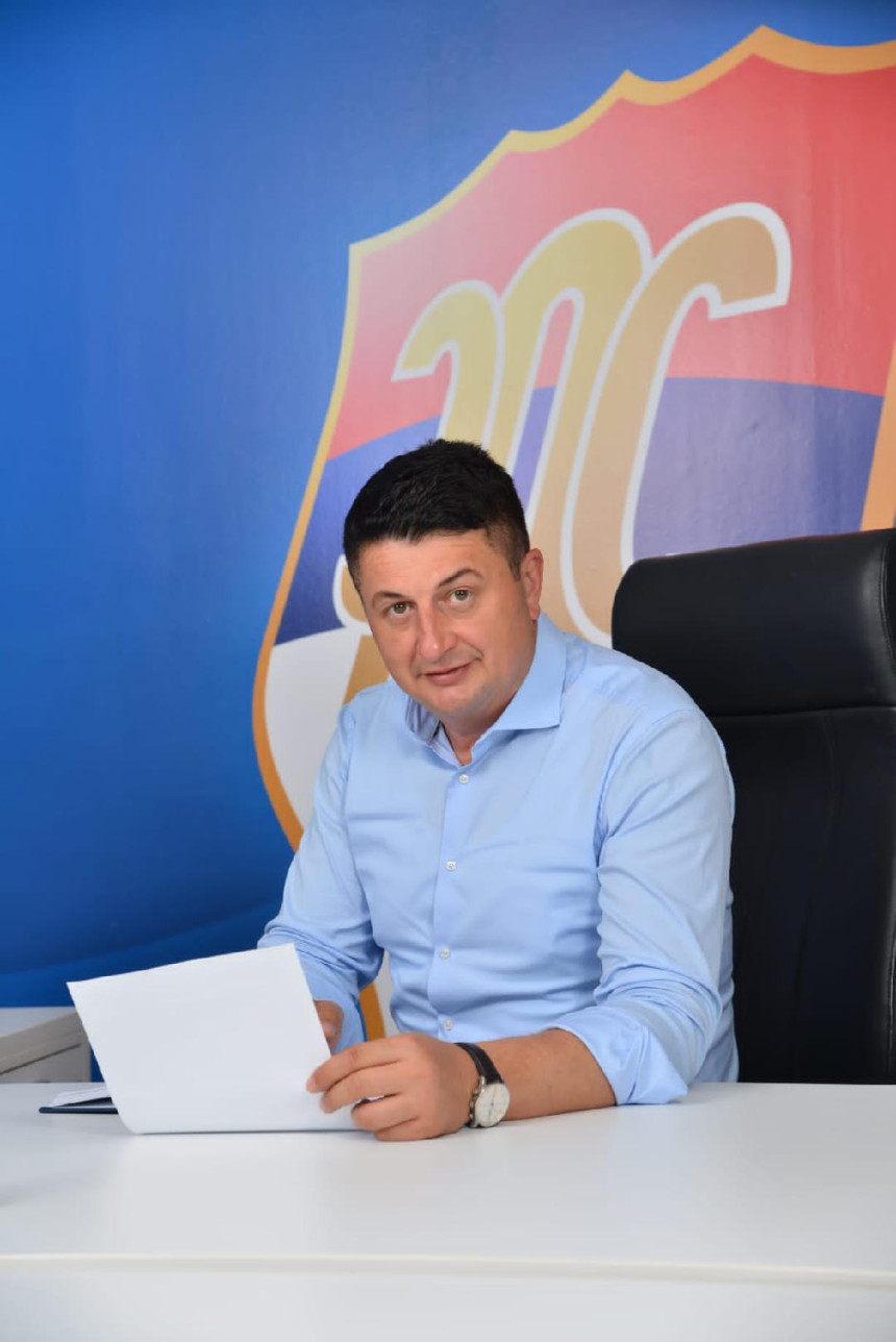 Vlast u Srpskoj za razliku od Srbije rasipa novac i ne vodi računa o standardu građana