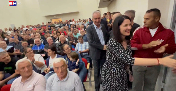 Trivić i Šarović: Narod je garancija pobjede u oktobru