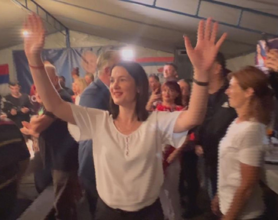 "Hvala svim ovim ljudima, zajedno idemo u pobjedu"