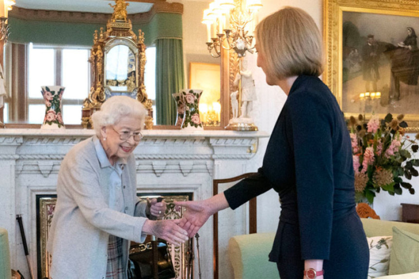 Tras je i zvanično nova premijerka Velike Britanije