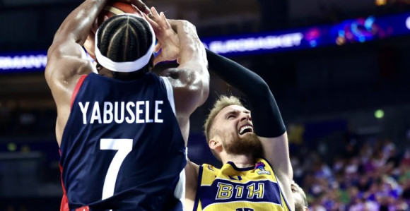 Zmajevi poraženi od Francuske uz mnoštvo grešaka