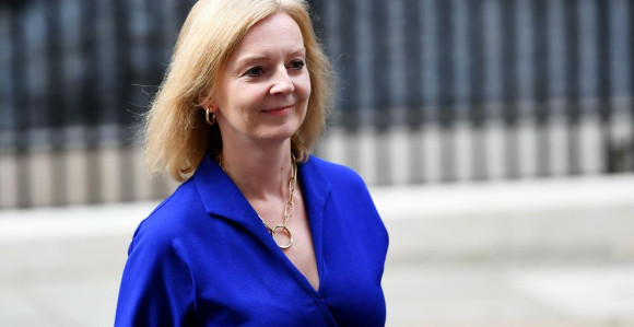 Nova premijerka poručila: Britanija će prebroditi krizu!