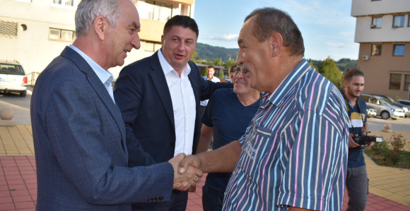 Nećemo dozvoliti da drvoprerađivači ostaju bez sirovine, a da se ona izvozi
