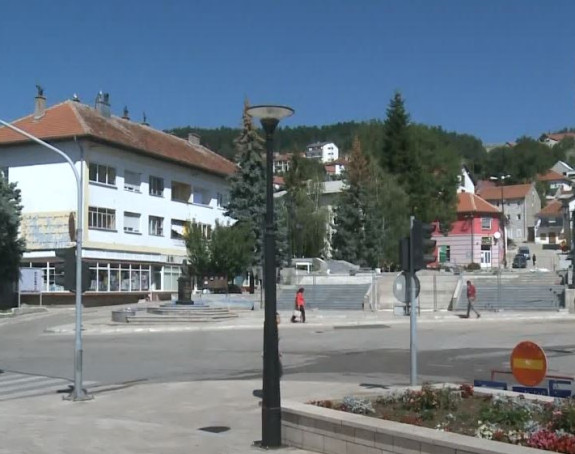 Načelnik pred izbore obećao stanove u Gacku, pa slagao!