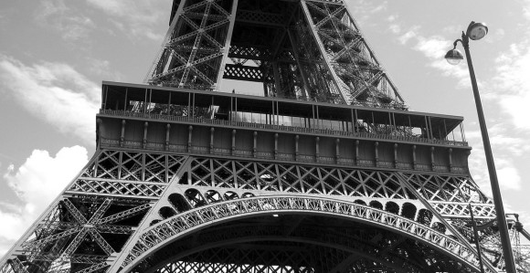 Ajfelov toranj u mraku radi uštede energije