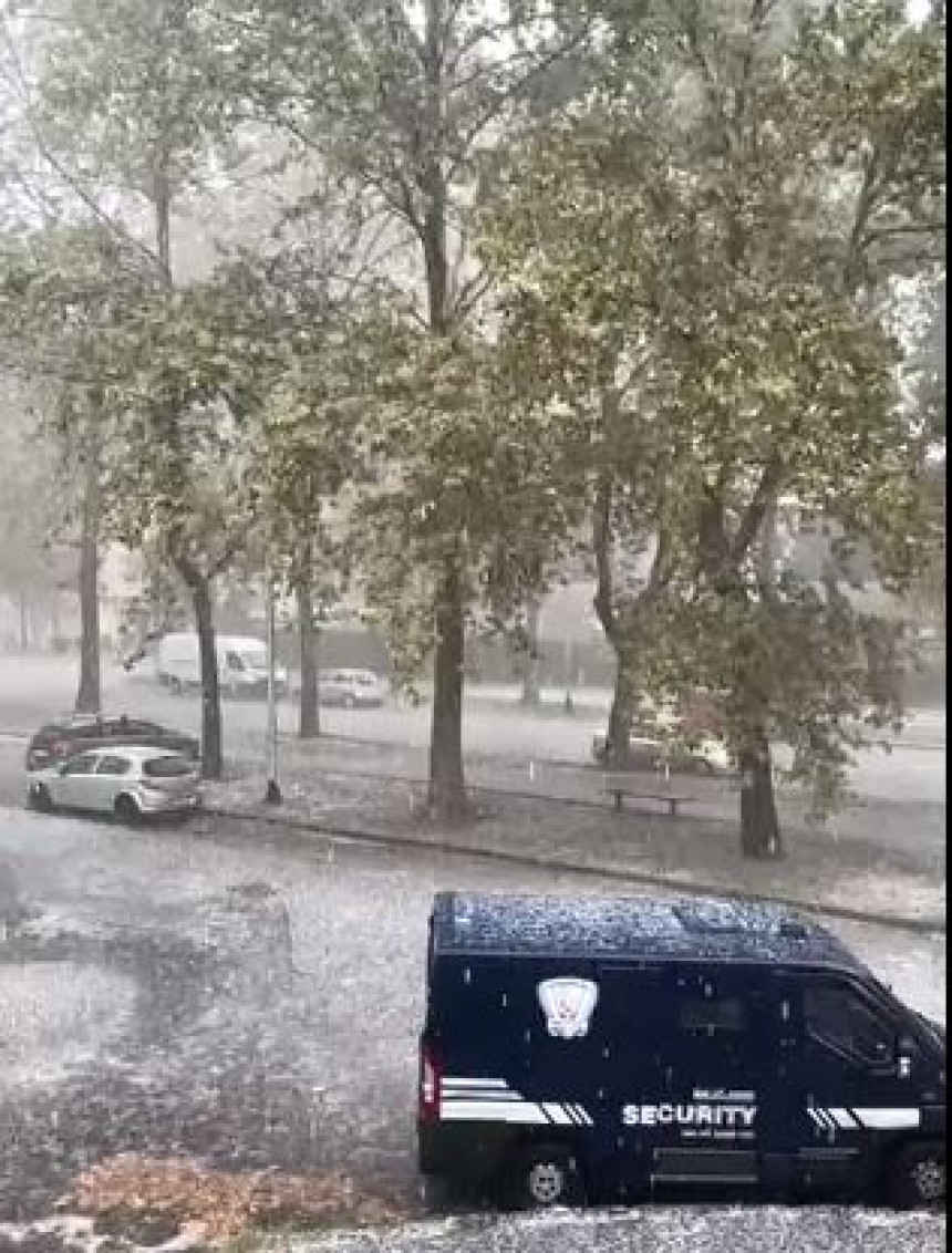 Nevrijeme pogodilo Zagreb: Padao grad veličine oraha