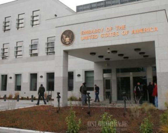 "Dodik se bahatim ponašanjem kocka sa Srpskom"