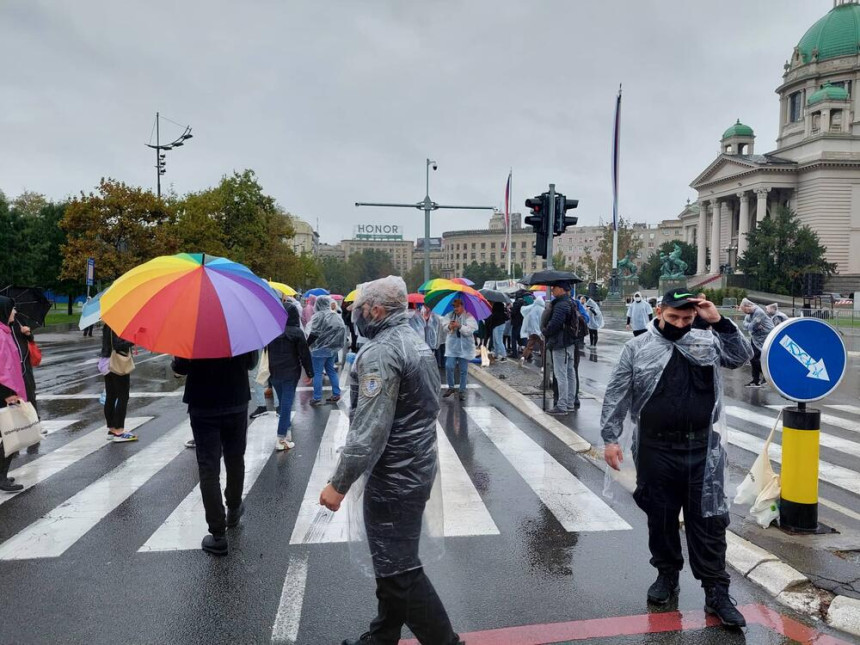 BG: Incident na Evroprajde kod crkve Svetog Marka