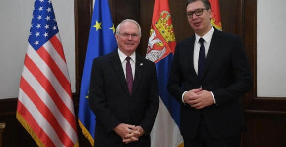 Vučić se sastao sa Hilom, evo o čemu su razgovarali