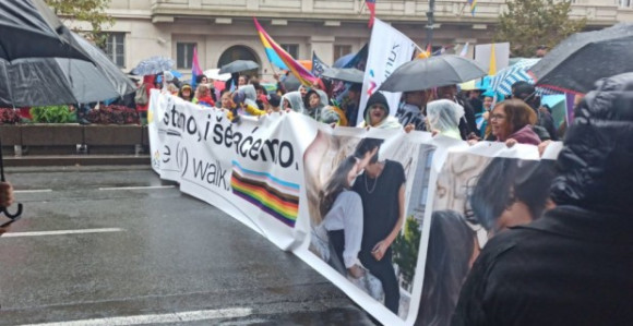 BG: Učesnici Evroprajda ispred Ustavnog suda