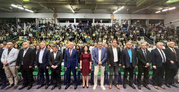 Trebinjci uz Mirka Šarovića i Jelenu Trivić (VIDEO)