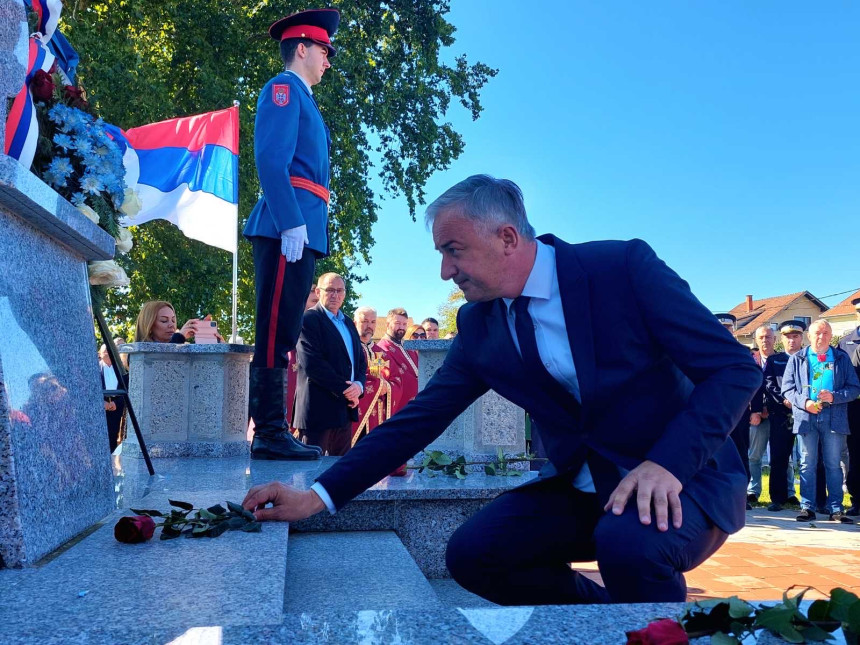 Žalosno je što Hrvatska slavi ubijanja, a još gore..