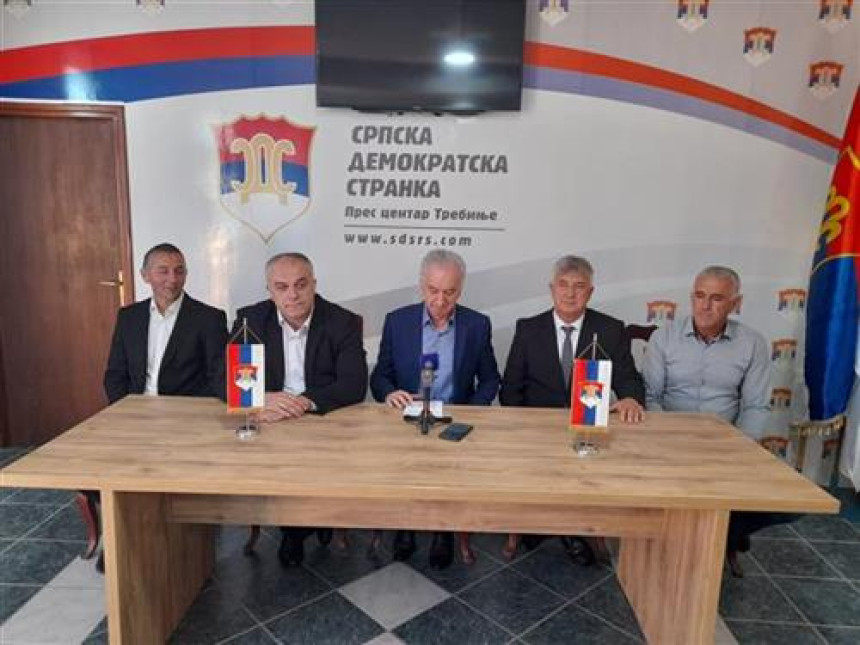 Власт запоставила Херцеговину, то се мора мијењати