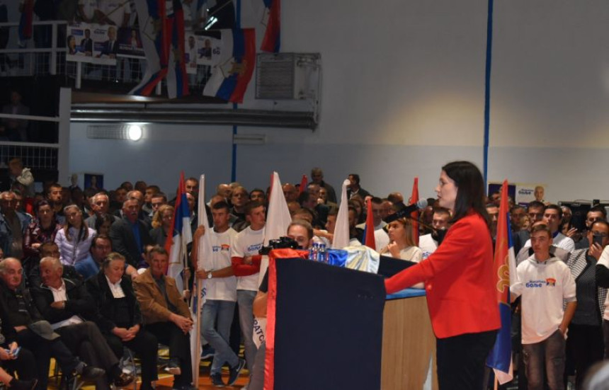 Порука из Гацка: Имаћемо своју предсједницу