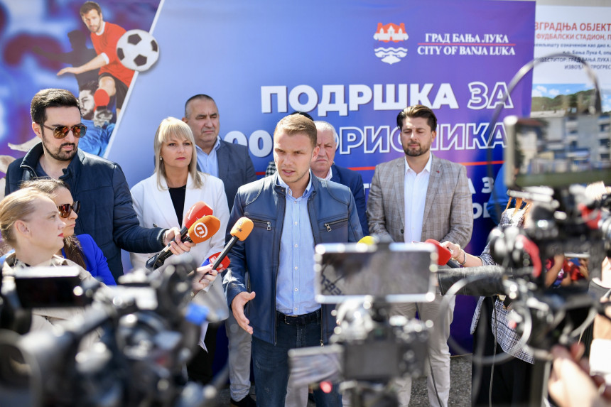 Нова олакшица: Фудбалски клубови неће плаћати воду