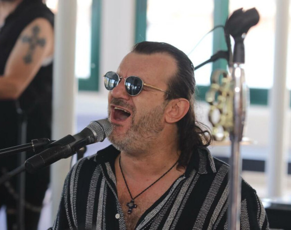 Lukas počeo sa pripremama za veliki solistički koncert!