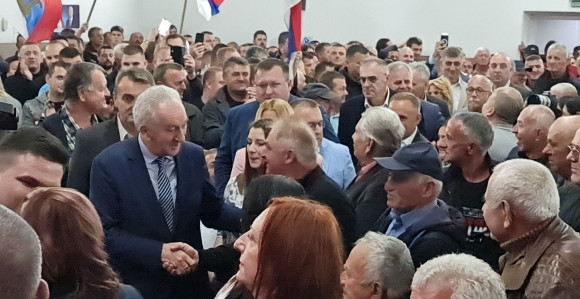 Vrijeme je da lošu vlast pošaljemo u zaborav