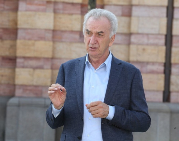 Zašto sada ćutite: Objavite spornu listu javnih nabavki