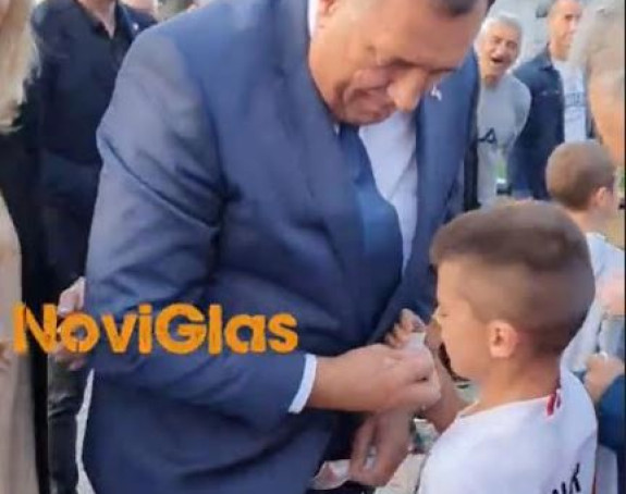 Šta se drugo može očekivati od ponavljača?! (VIDEO)