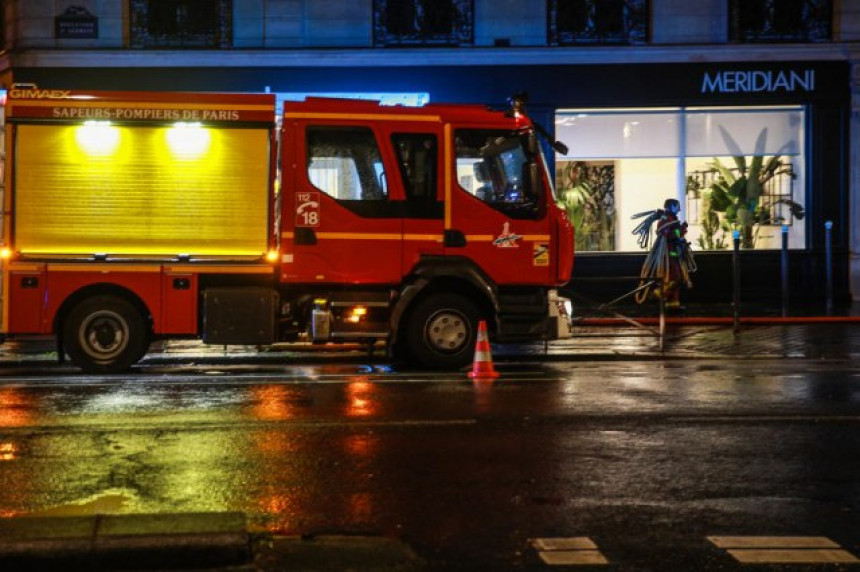 Veliki požar u Parizu, gori najveća pijaca na svijetu
