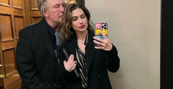 Glumac Alek Boldvin postao otac po 8. put, beba dobila čak 3 imena!