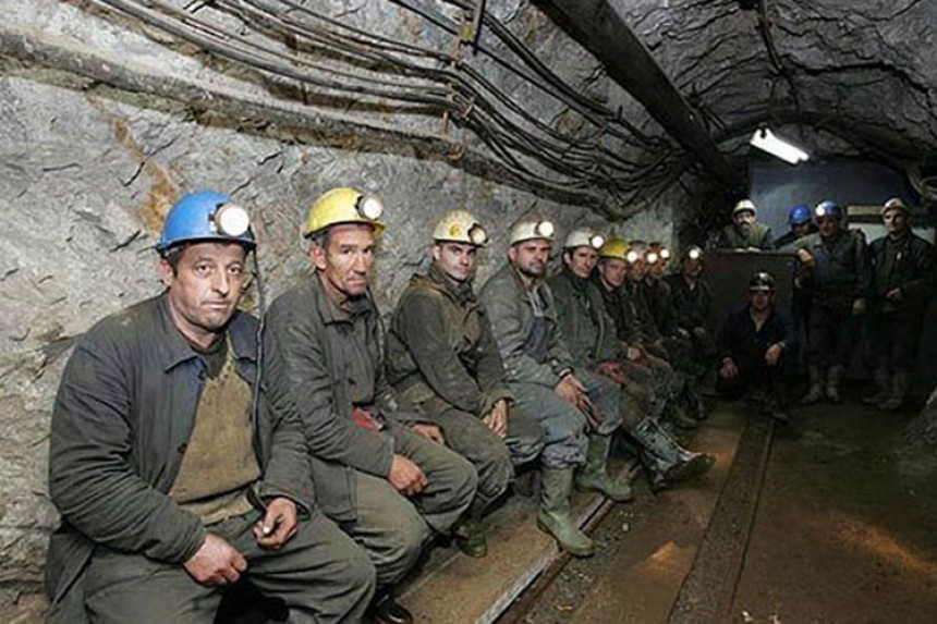 Štrajk upozorenja rudara - Traže kolektivne ugovore