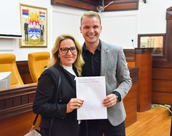 Stanivuković uručio subvencije za samozapošljavanje