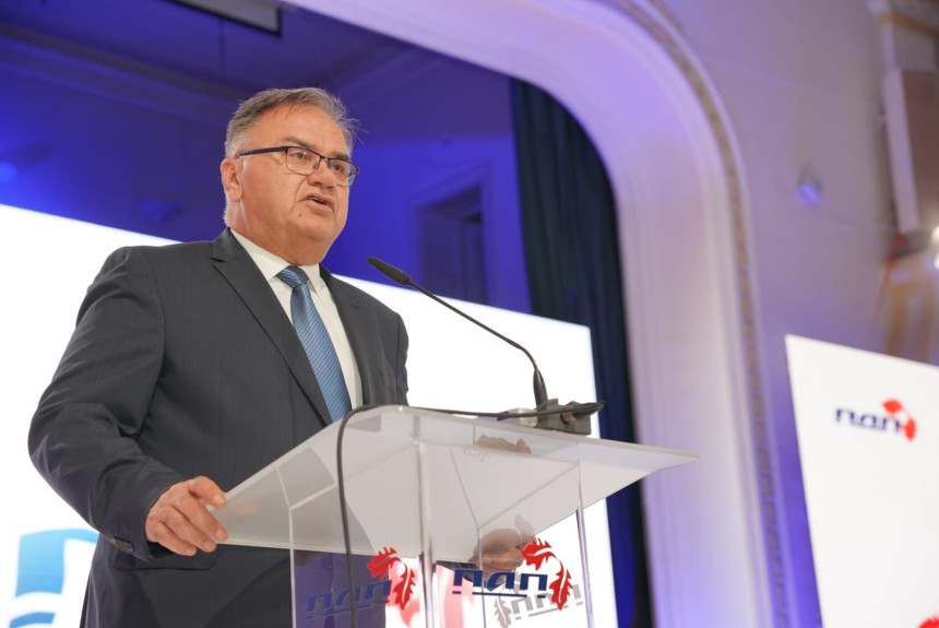 Vlast na čelu sa Dodikom pravi ustupke Hrvatskoj