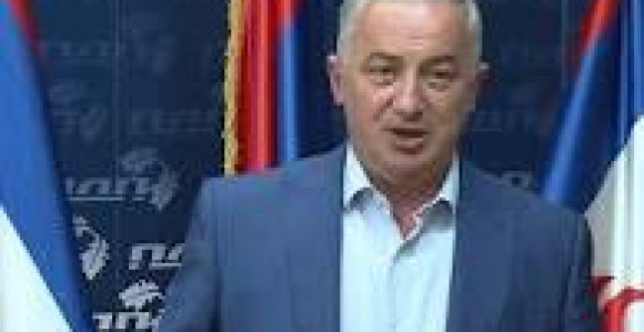 Dodik pogubio konce, svjestan da njegov brod tone