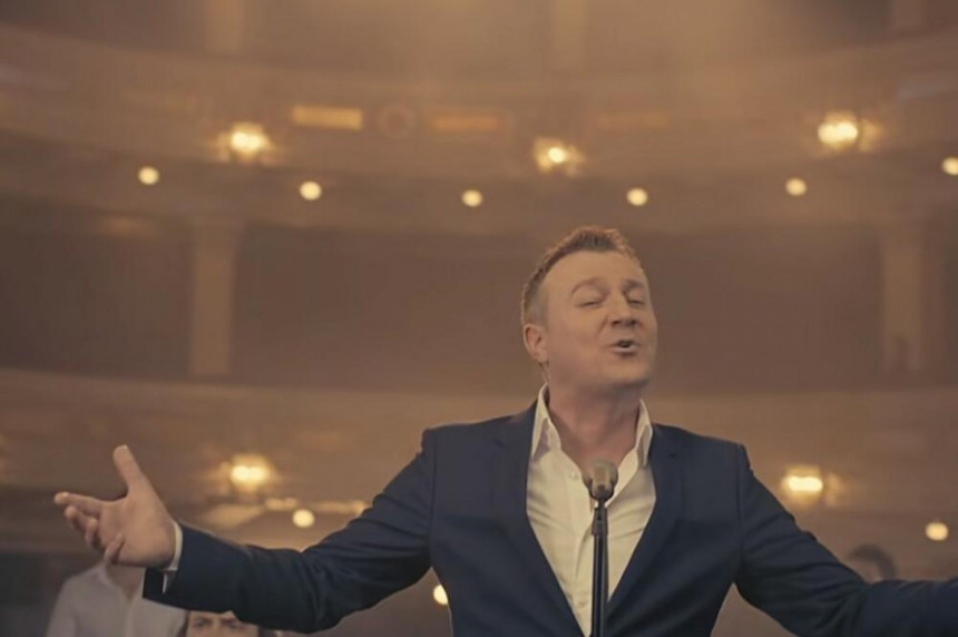 Nedeljko Bajić- Tajno se vjenčao, tajno se razveo