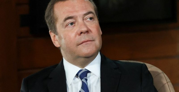 Medvedev nakon referenduma: Dobro došli kući!