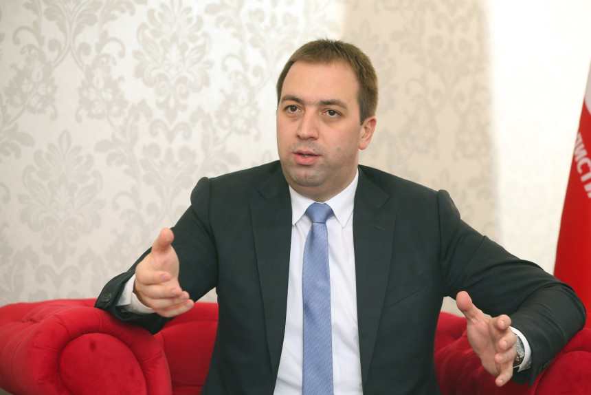 Goran Selak: Mi se ne valjamo u političkom blatu