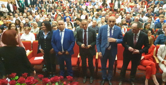 Preko 800 ljudi na skupu Pokreta Uspješna Srpska