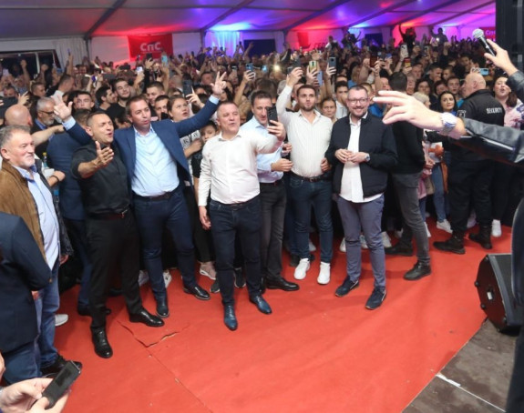 Selak i Vulin u Šargovcu na velikom skupu SPS