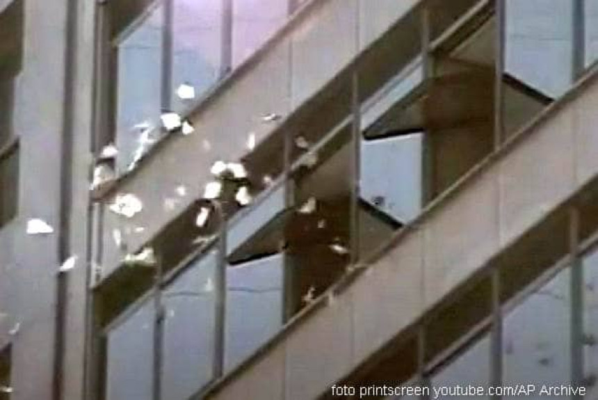 Zašto Argentinci bacaju kancelarijski materijal kroz prozor?!