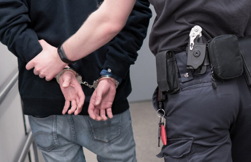 Uhapšeno deset osoba zbog pranja novca i prevara