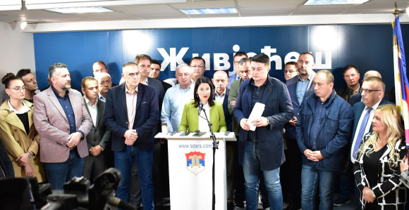 Utvrditi šta se tačno nalazi u izbornim vrećama